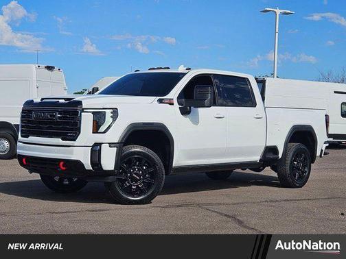 2024 GMC Sierra 2500 AT4