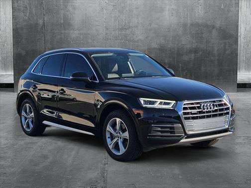 2020 Audi Q5 45 Premium Plus
