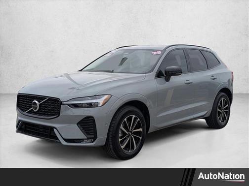 Vapour Grey Metallic 2025 Volvo XC60 B5 Ultra