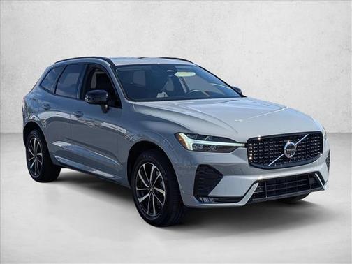 Vapour Grey Metallic 2025 Volvo XC60 B5 Ultra