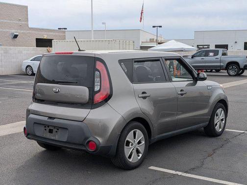 2016 Kia Soul Base