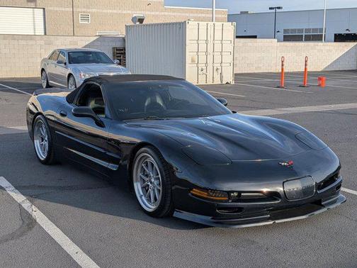 2001 Chevrolet Corvette Base