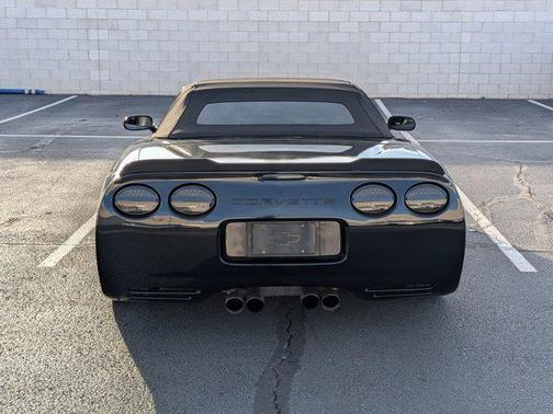 2001 Chevrolet Corvette Base
