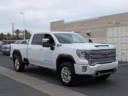 White Frost Tricoat 2022 GMC Sierra 2500 Denali