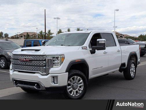 White Frost Tricoat 2022 GMC Sierra 2500 Denali