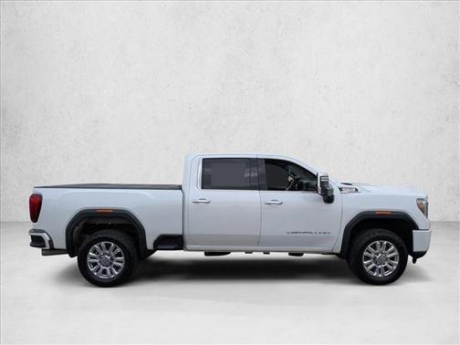 White Frost Tricoat 2022 GMC Sierra 2500 Denali