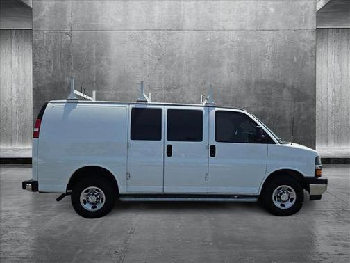 2021 Chevrolet Express 2500 RWD 2500 Regular Wheelbase WT
