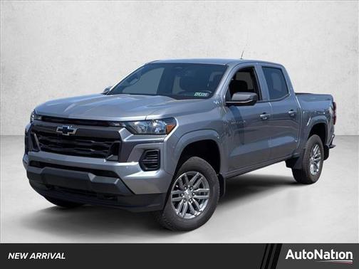 Sterling Gray Metallic 2025 Chevrolet Colorado LT