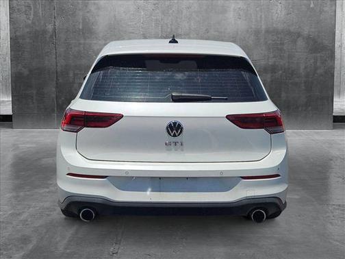 2022 Volkswagen Golf GTI 2.0T S DSG