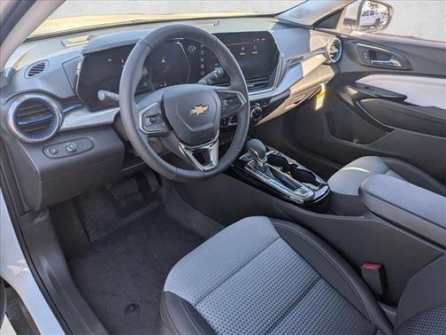 Summit White 2026 Chevrolet Trax LT