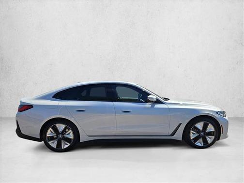 Mineral White Metallic 2023 BMW i4 Gran Coupe eDrive40