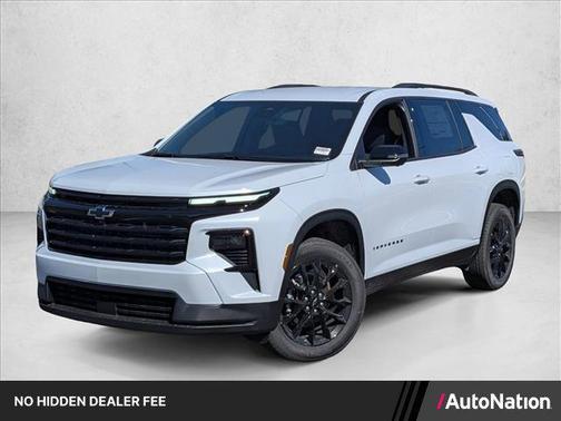 Polar White Tricoat 2026 Chevrolet Traverse LT