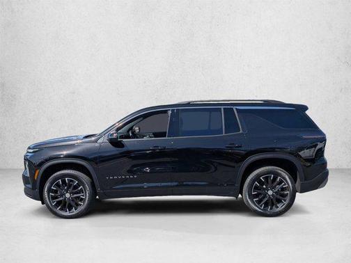 Mosaic Black Metallic 2026 Chevrolet Traverse LT