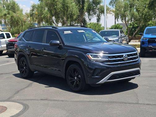 2023 Volkswagen Atlas 3.6L SE w/Technology