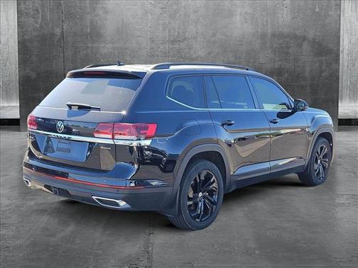 2023 Volkswagen Atlas 3.6L SE w/Technology