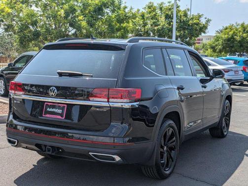 2023 Volkswagen Atlas 3.6L SE w/Technology
