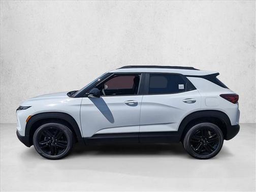 Summit White 2026 Chevrolet Trailblazer LT