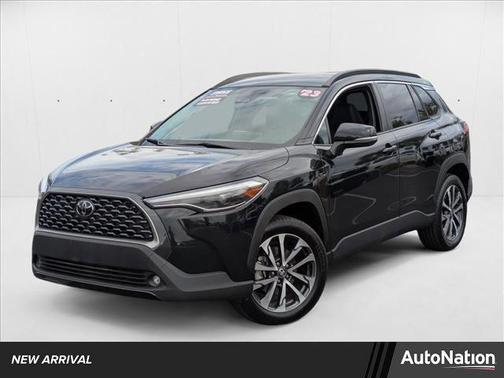 2023 Toyota Corolla Cross XLE