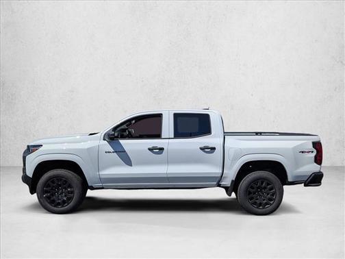 Summit White 2026 Chevrolet Colorado WT