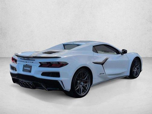 Arctic White 2026 Chevrolet Corvette Z06