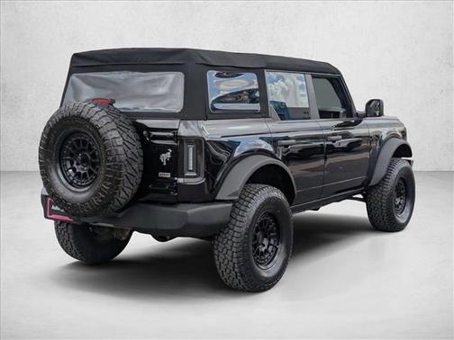 2021 Ford Bronco Base