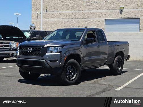 2022 Nissan Frontier S