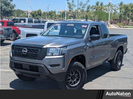 2022 Nissan Frontier S