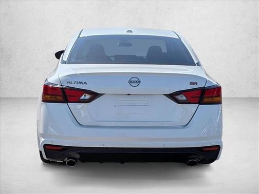 Pearl White Tricoat 2024 Nissan Altima SR FWD