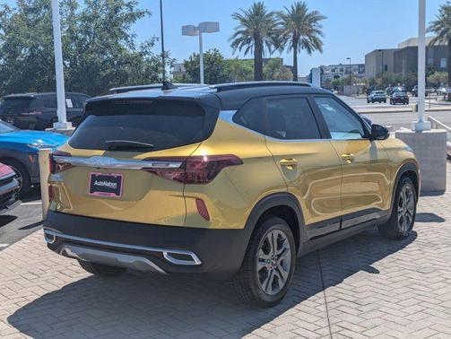 2023 Kia Seltos S