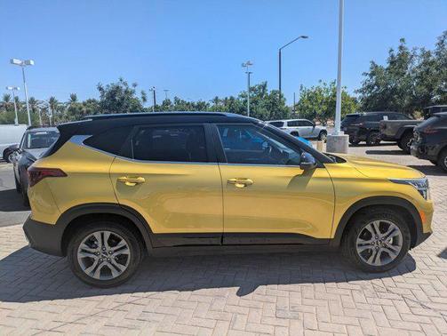 2023 Kia Seltos S