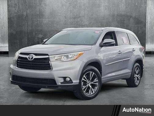 2016 Toyota Highlander XLE
