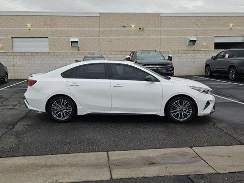 2022 Kia Forte GT-Line
