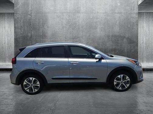 2022 Kia Niro EV S