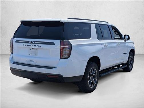 Summit White 2021 Chevrolet Suburban 4WD Z71