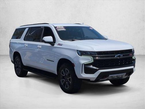 Summit White 2021 Chevrolet Suburban 4WD Z71