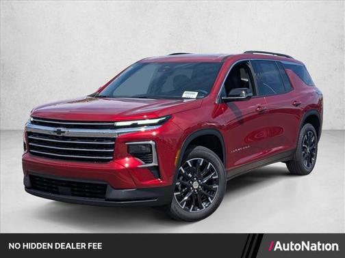 Radiant Red Tintcoat 2026 Chevrolet Traverse LT