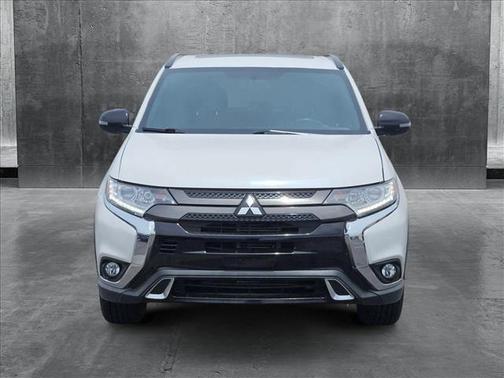 2019 Mitsubishi Outlander SE