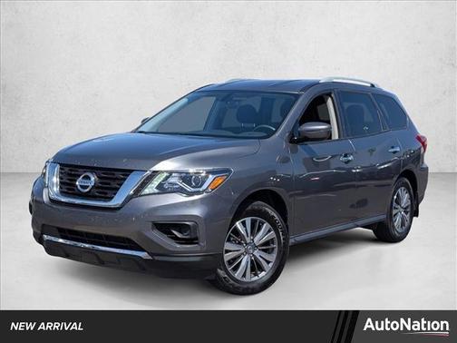 Gun Metallic 2020 Nissan Pathfinder S 2WD