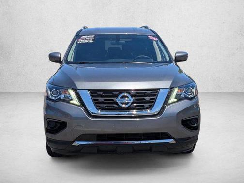 Gun Metallic 2020 Nissan Pathfinder S 2WD