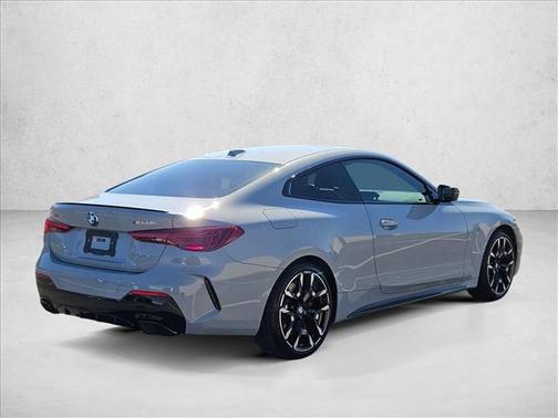 2025 BMW M440 i xDrive