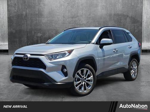 2020 Toyota RAV4 XLE Premium