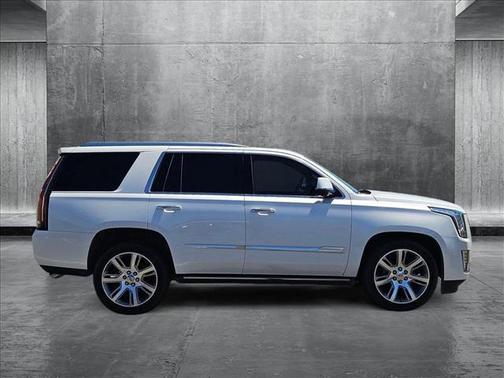 2016 Cadillac Escalade Premium