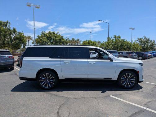 2021 Cadillac Escalade ESV Sport