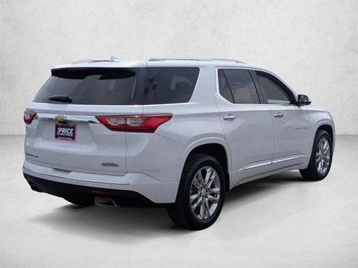 Iridescent Pearl Tricoat 2018 Chevrolet Traverse High Country