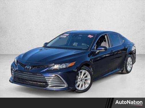 2022 Toyota Camry LE