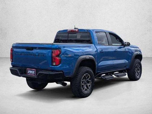 Glacier Blue Metallic 2024 Chevrolet Colorado ZR2