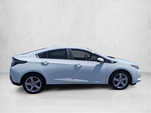 2018 Chevrolet Volt LT