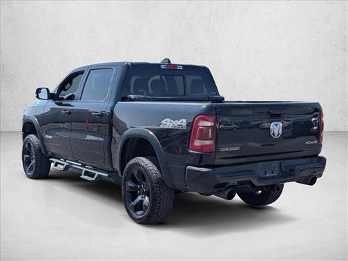 Diamond Black Crystal Pearlcoat 2019 RAM 1500 Big Horn