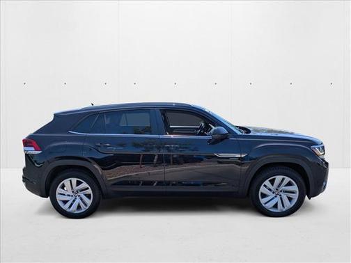 2020 Volkswagen Atlas Cross Sport 3.6L V6 SE w/Technology R-Line