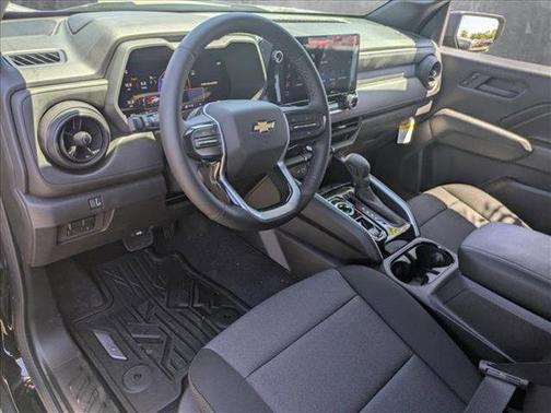 2025 Chevrolet Colorado WT